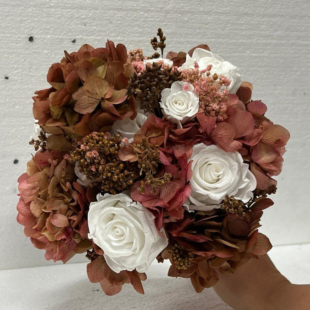 Bouquet rose e ortensie stabilizzate